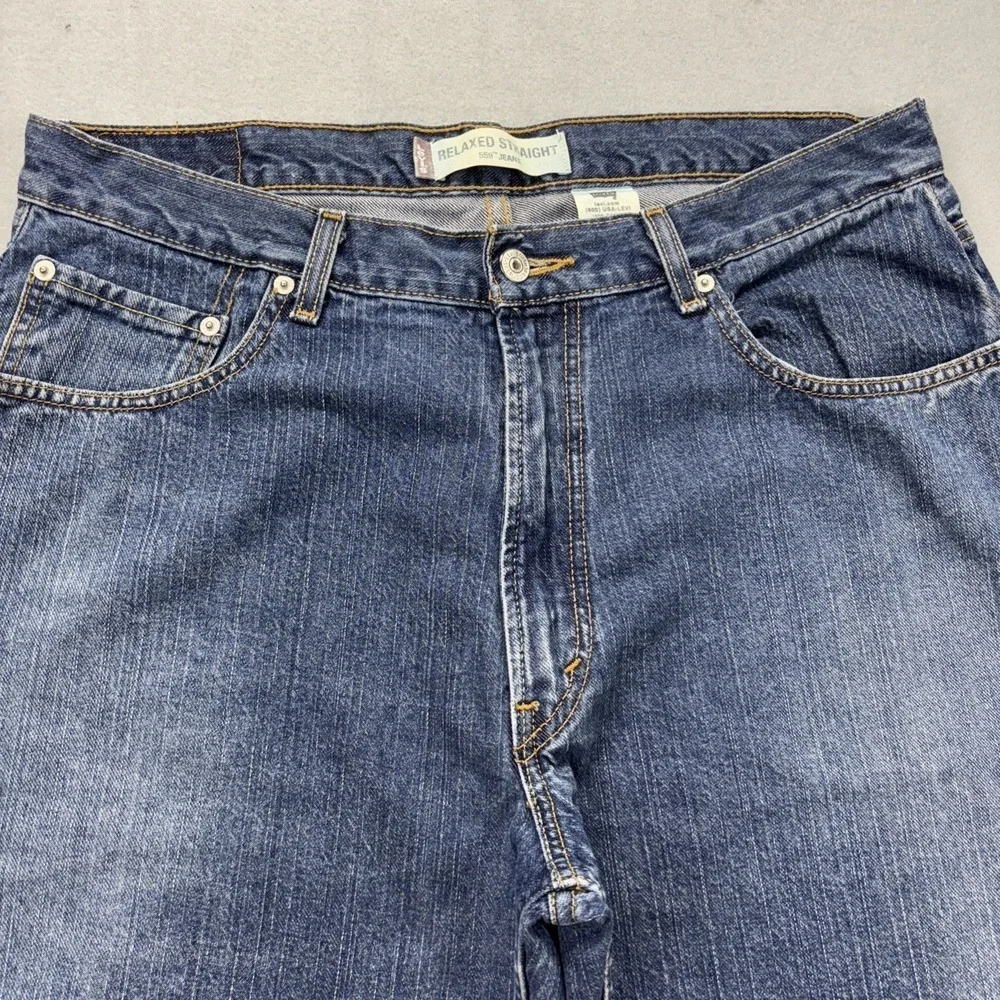 Vintage Levi's 559 jeans mens 36x28 (TAG-36x32) relaxed straight blue denim Fade